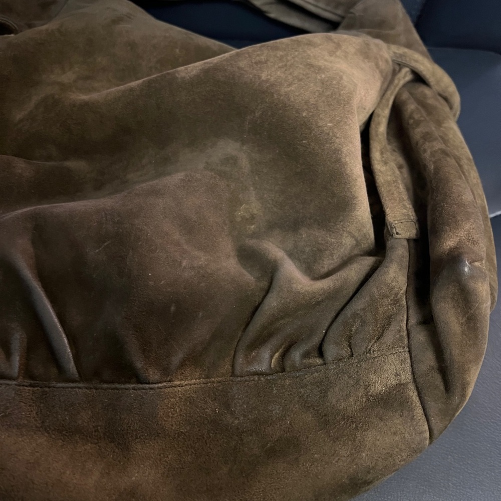 Gucci Suede Shoulder bag in Brown - Picture 9 of 13